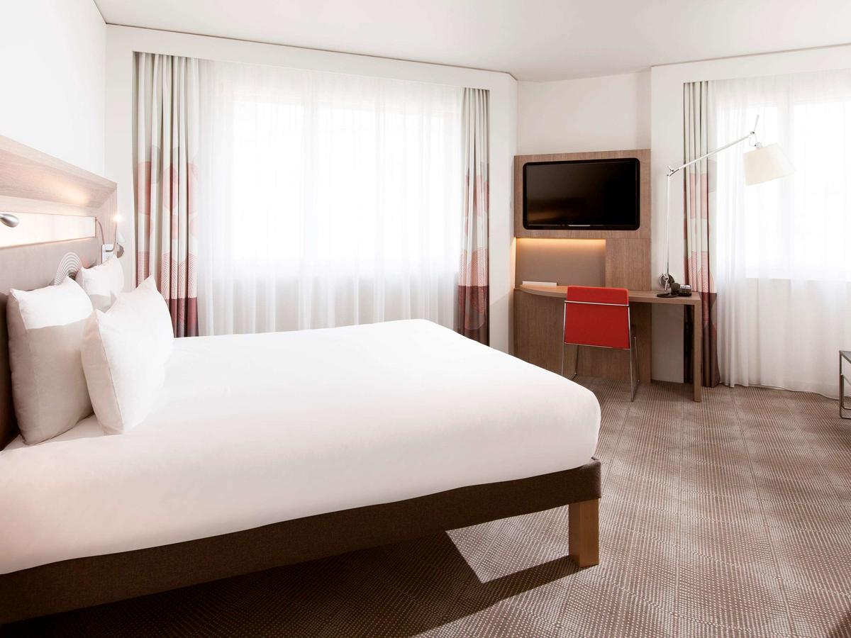 Novotel Basel City Esterno foto