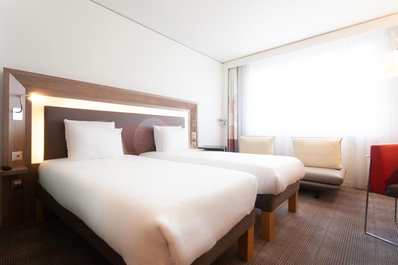 Novotel Basel City Esterno foto