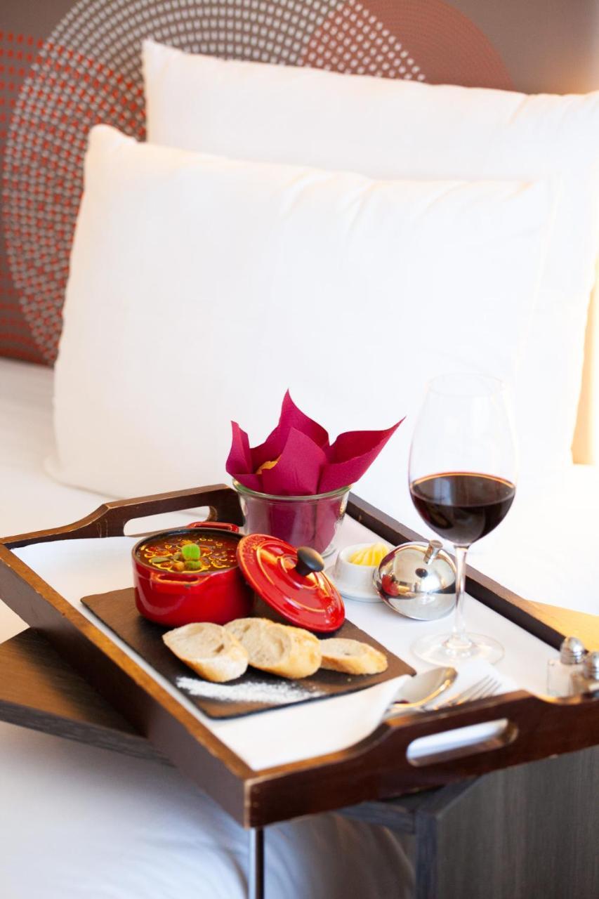Novotel Basel City Esterno foto